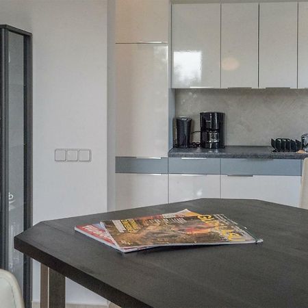 Apartment Annabela Banjol Екстериор снимка