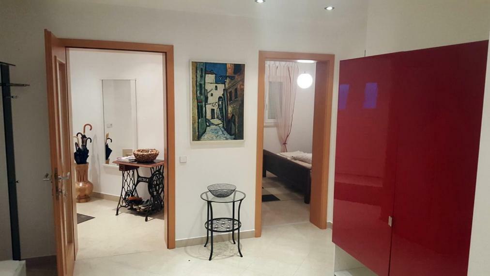Apartment Annabela Banjol Екстериор снимка